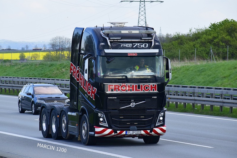 _DSC2227 FROHLICH-crop-VOLVO FH16 750.JPG