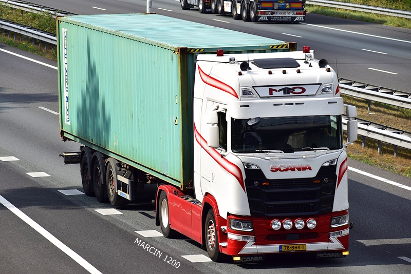 _DSC8638-crop-MTO Marijnissen Transport Oudenbosch-SCANIA S NG.JPG