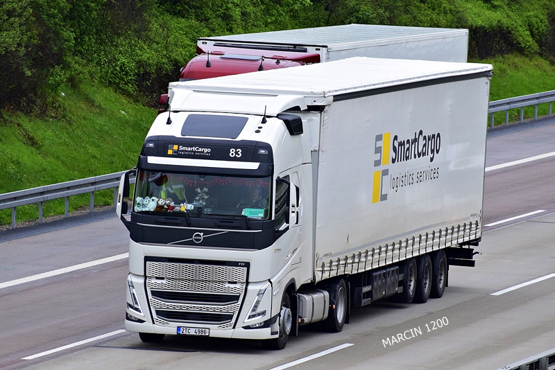 _DSC1064 SMARTCARGO-crop-VOLVO FH V.JPG