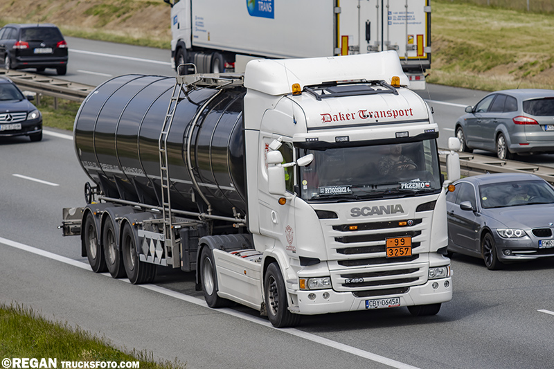 Scania R490 - Daker.jpg