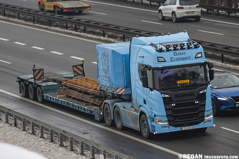 Scania R500 - Daker.jpg