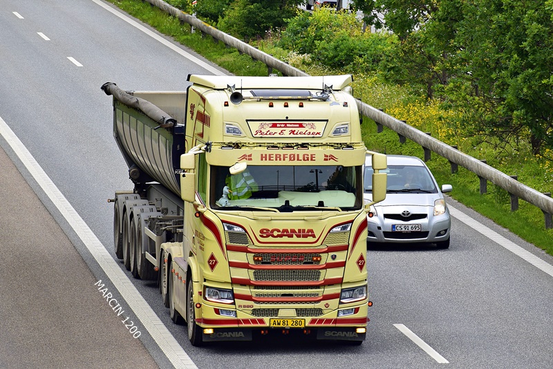 _DSC4741 PETER E.NIELSEN-crop-SCANIA R580 V8.JPG