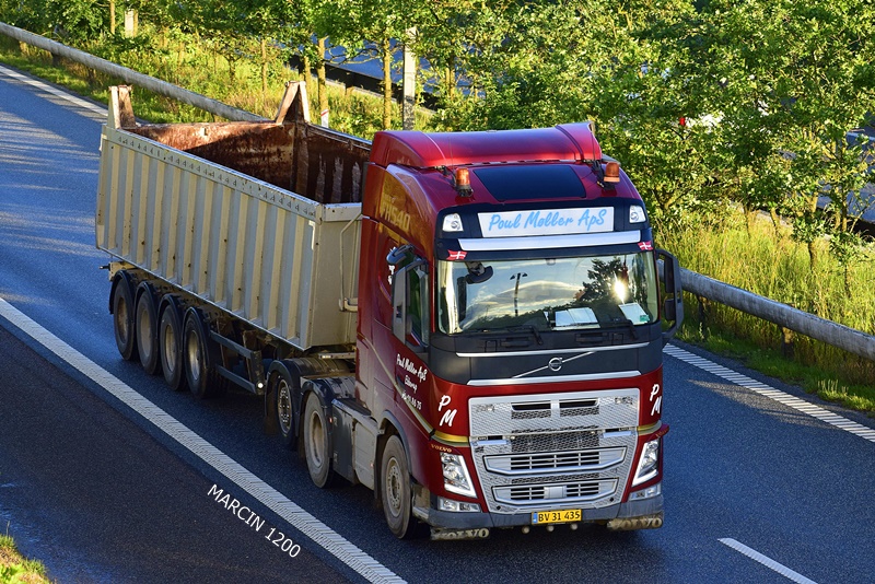 _DSC4163 POUL MOLLER-crop-Poul Moller-VOLVO FH IV.JPG