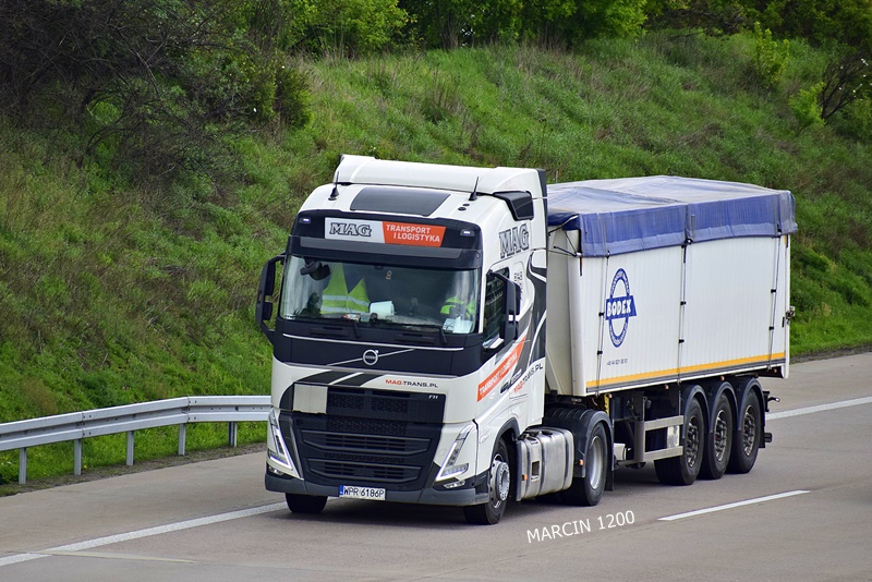 _DSC1830 MAG-crop-VOLVO FH V.JPG