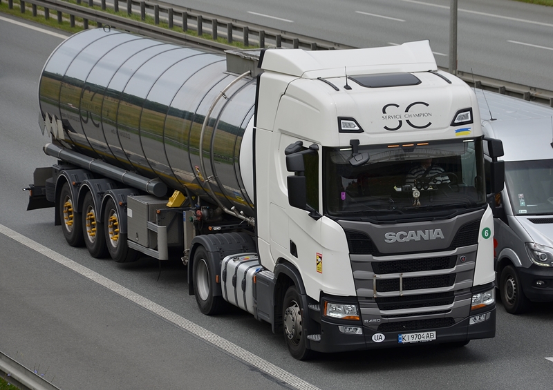 service champion 1.JPG