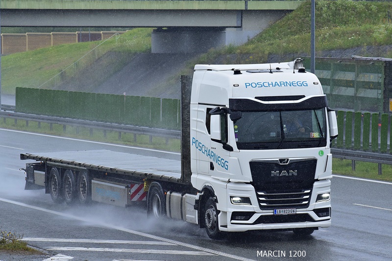 _DSC5767-crop-Poscharnegg-MAN TGX II.JPG