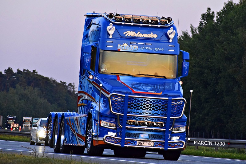 _DSC5703-crop-TORPEDO NG 30-Molanders Transport.JPG