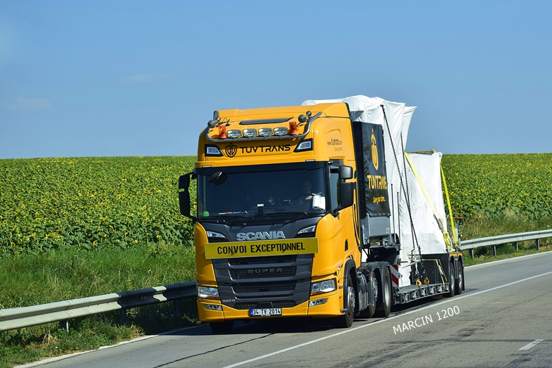 _DSC5296-crop-TUV TRANS-SCANIA R500 SUPER.JPG