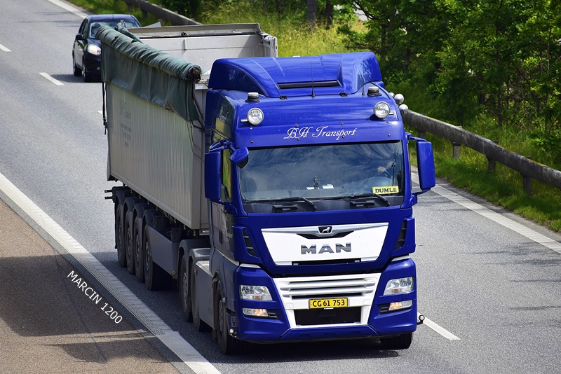 _DSC4850 BH TRANSPORT-crop-MAN TGX.JPG