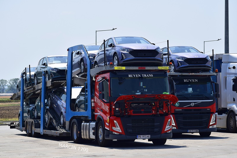 _DSC5445-crop-RUVEN-VOLVO FM V.JPG