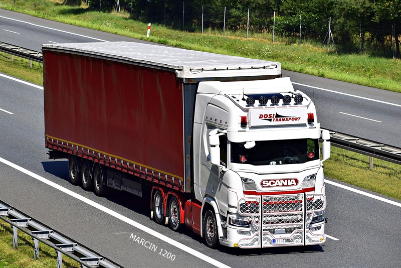 _DSC5947-crop-DOSI TRANSPORT-SCANIA R NG.JPG