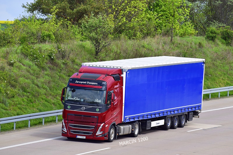 _DSC1747 ŻARCZYŃSKI-crop-VOLVO FH V.JPG
