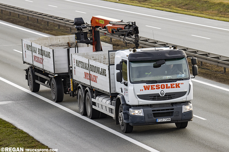 Renault Premium Lander - Wesołek.jpg