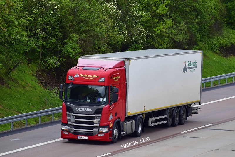 _DSC1101 SABAUDIA-crop-SCANIA R450 NG.JPG