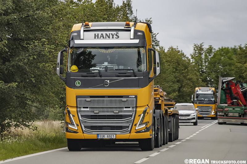Volvo FH16 - Hanys.jpg