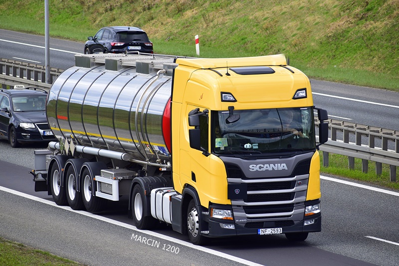 _DSC0636-crop-D&P-SCANIA R450 NG.JPG