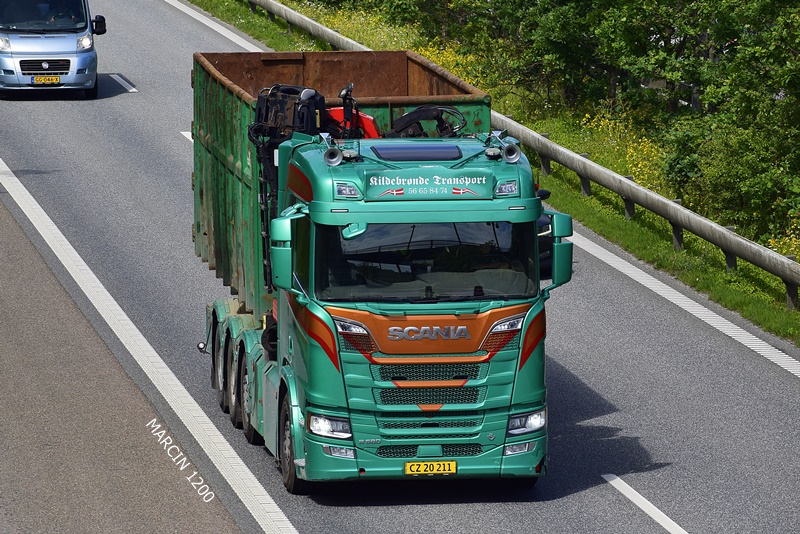 _DSC4553 RILDEBRONDE TRANSPORT-crop-SCANIA R580 V8.JPG