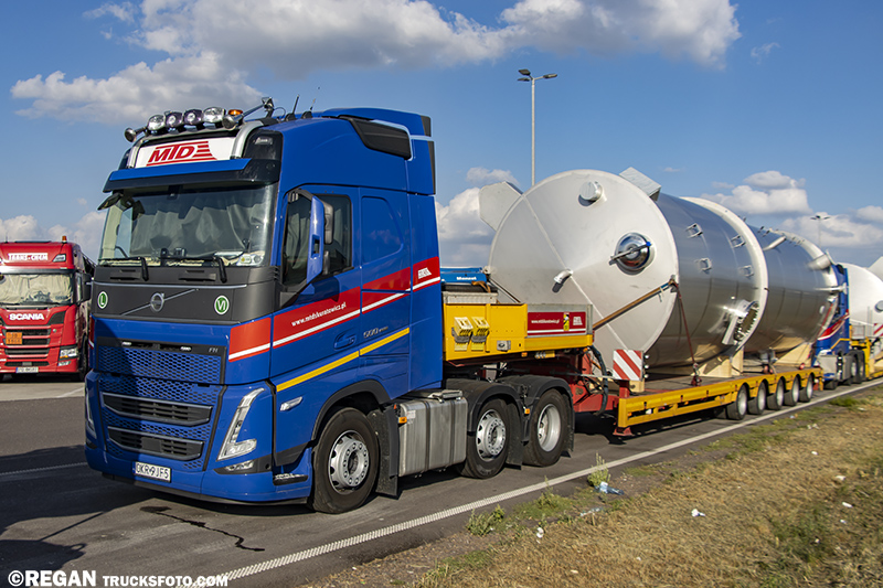 Volvo FH5 -  MTD Skuratowicz.jpg