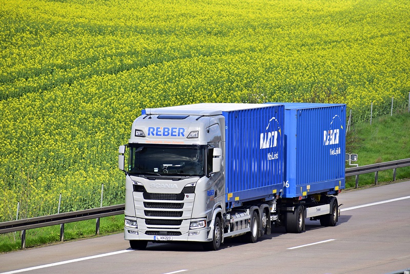 _DSC2379 REBER-crop-SCANIA S450.JPG