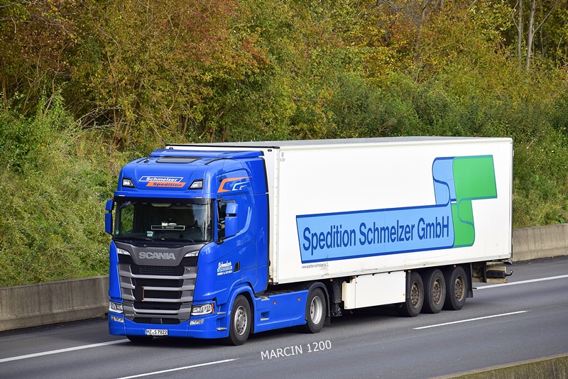 _DSC7976-crop-Schwarzer Spedition-SCANIA S500.JPG