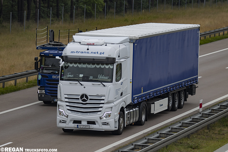 Mercedes-Benz Actros MP5 - M-Trans.jpg
