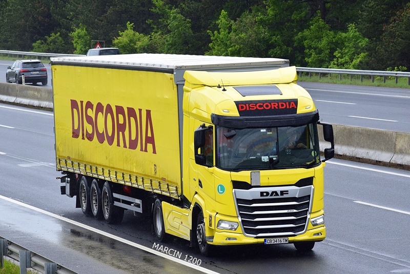 _DSC2945 DISCORDIA-crop-DAF XG.JPG