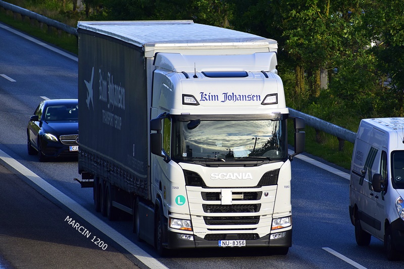 _DSC4268 KIM JOHANSEN-crop-SCANIA R450 NG.JPG