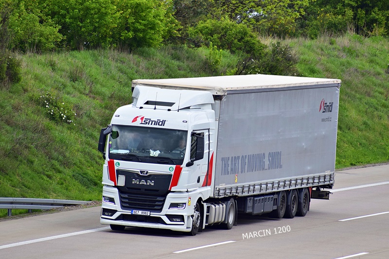 _DSC1990 SMIDL-crop-MAN TGX II.JPG