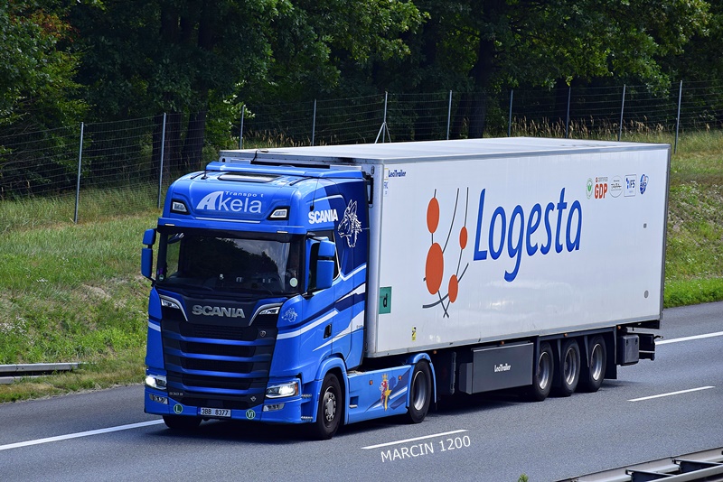 _DSC5887-crop-AKELA-SCANIA S530 V8.JPG