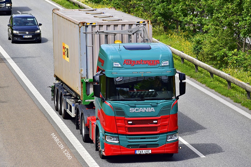 _DSC4607 AUGUSTSSONS-crop-SCANIA R NG.JPG