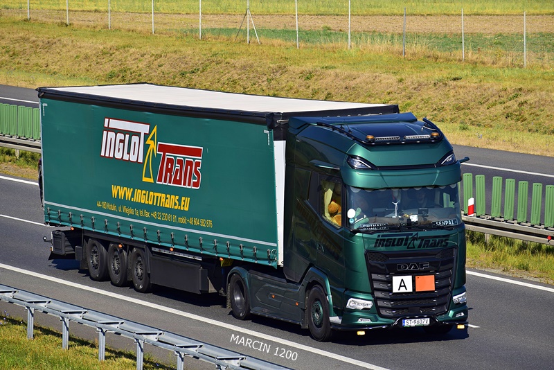 _DSC6710-crop-INGLOT TRANS-DAF XG+.JPG