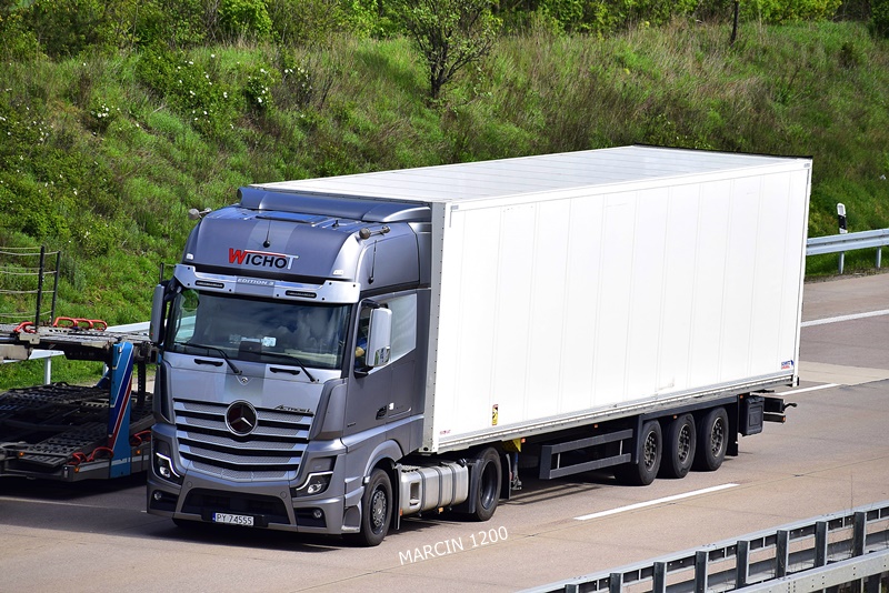 _DSC1518 WICHOT-crop-Mercedes-Benz ActrosL MP5 EDITION 3.JPG