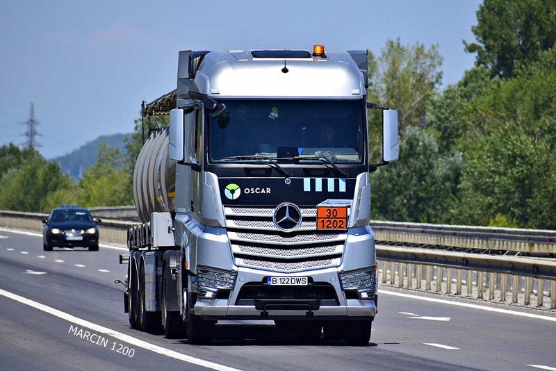 _DSC5257-crop-OSCAR-ACTROS.JPG