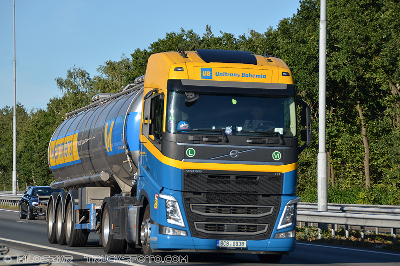 Volvo FH3_Unitrans Bohemia_8630.JPG