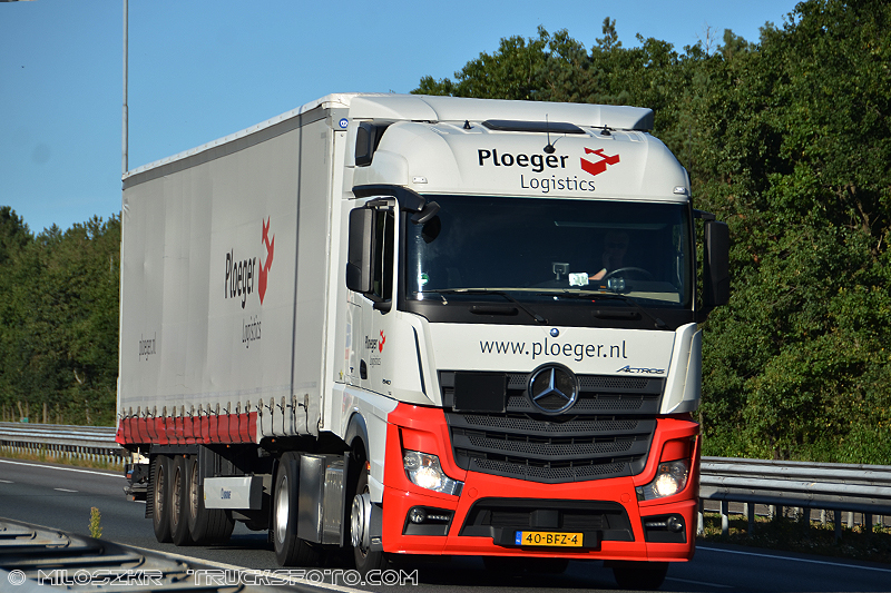 Mercedes Benz Actros MP4_Ploeger Logistics_8603.JPG