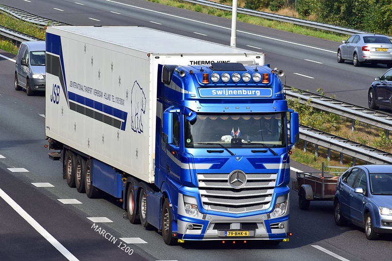 _DSC8287-crop-Swijnenburg-ACTROS MP IV.JPG