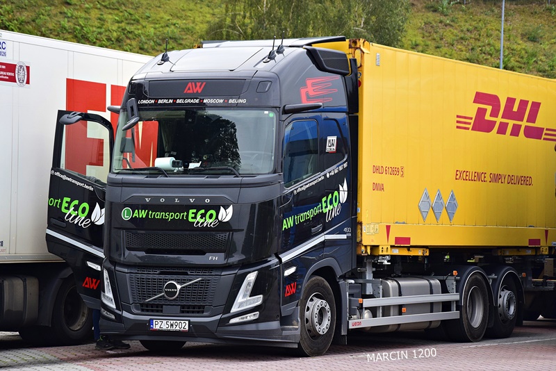 _DSC6990-crop-WEZIKOWSKI-VOLVO FH AERO.JPG