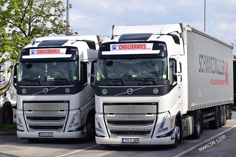_DSC2152 DRVOTRANS-crop-VOLVO FH V.JPG