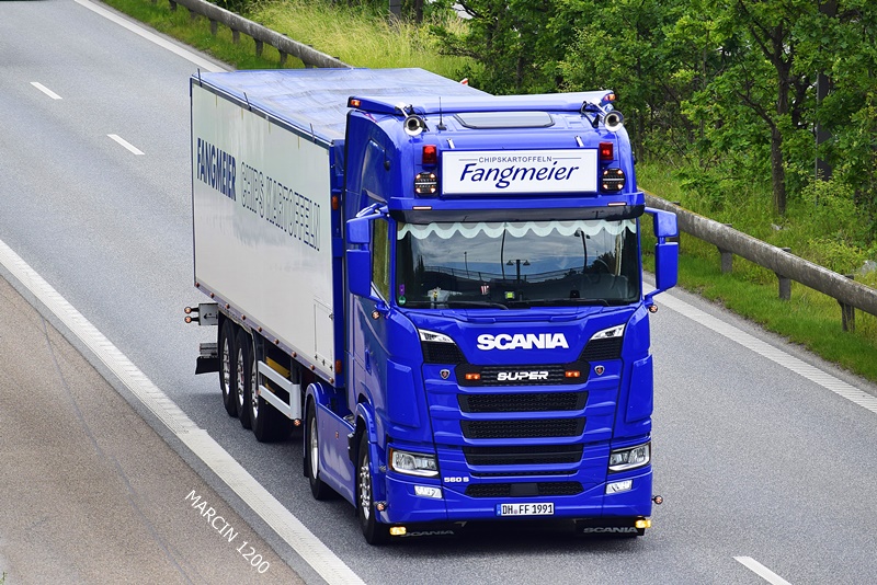 _DSC4898 FANGMEIER-crop-SCANIA S560.JPG