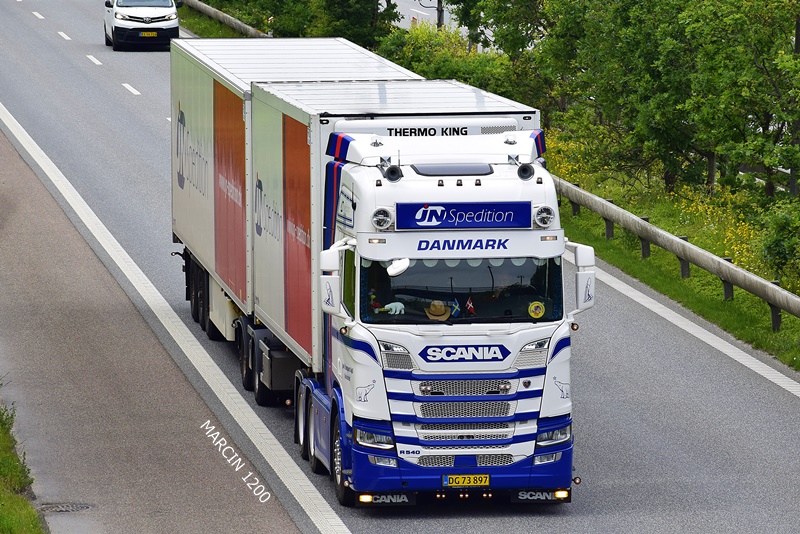 _DSC4732 JN SPEDITION-crop-SCANIA R 540 NG-25,25m.JPG