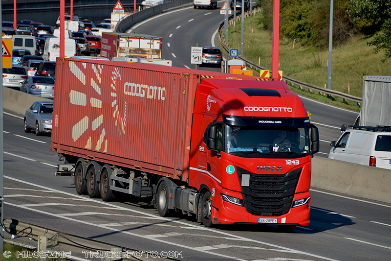 Iveco S-Way_Codognotto_2902.JPG