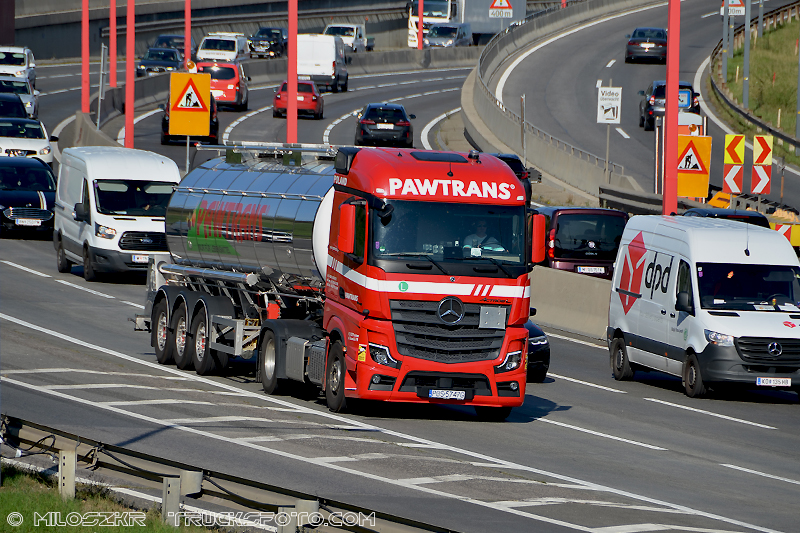 Mercedes Benz Actros MP4_Pawtrans_2795.JPG