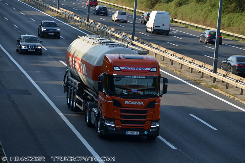 Scania_Hasenohrl_1427.JPG
