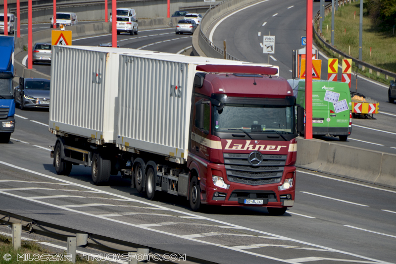 Mercedes Benz Actros MP4_Lakner_2022.JPG