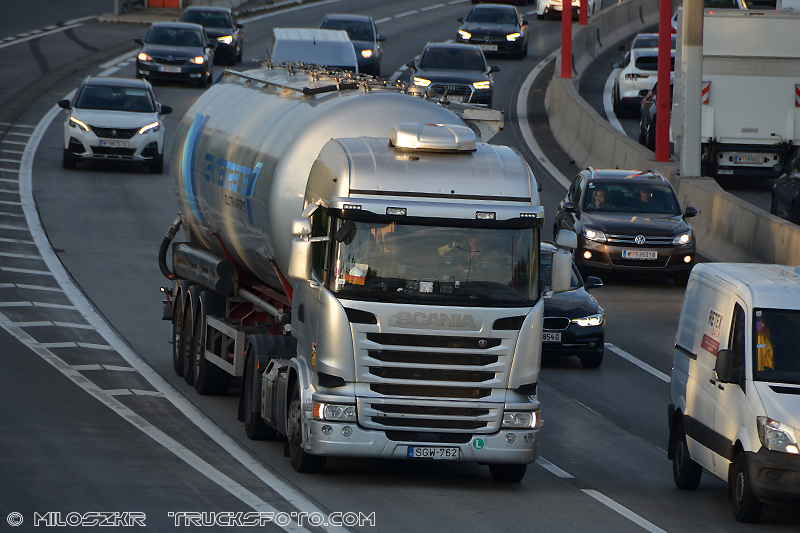 Scania_Taktatrans_3089.JPG