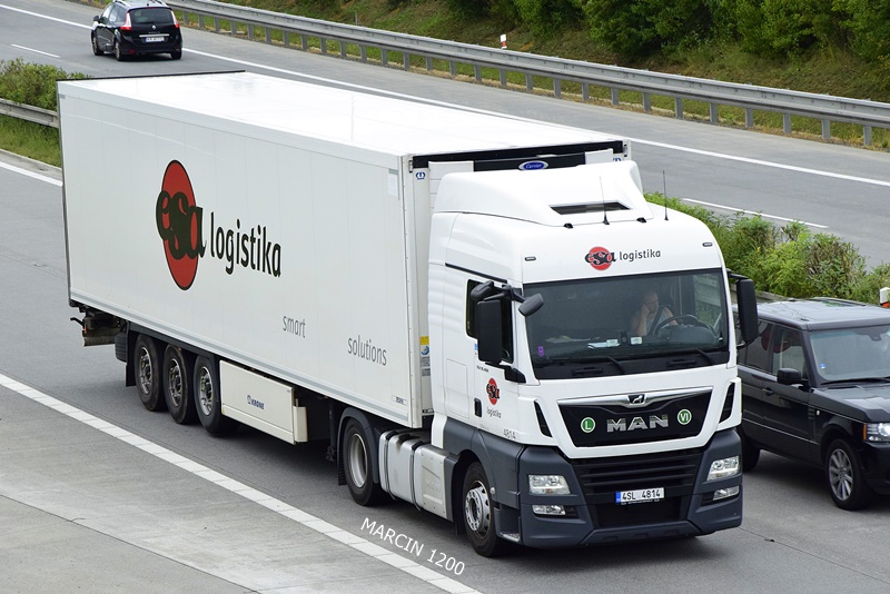 _DSC8421-crop-ESA logistika-MAN TGX.JPG