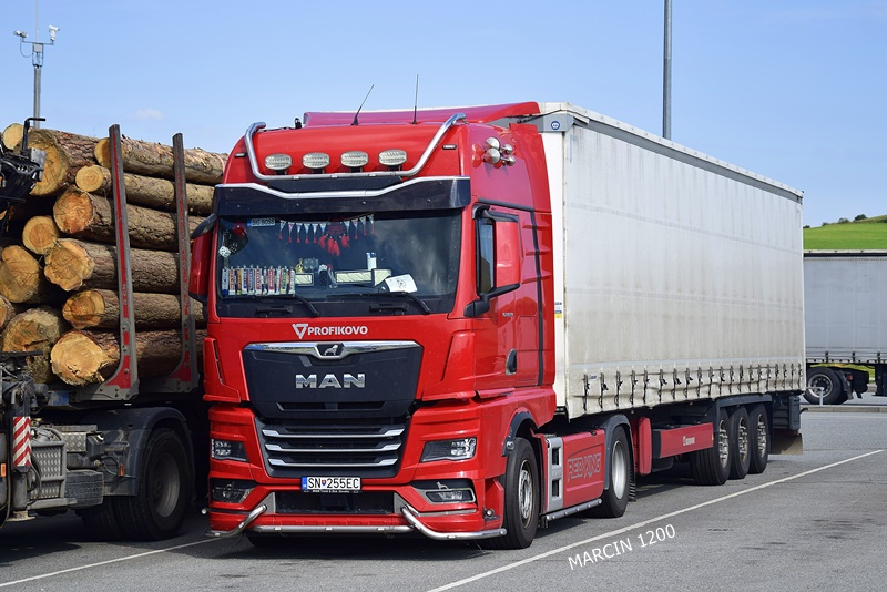 _DSC5592-crop-PROFIKOVO-MAN TGX II.JPG