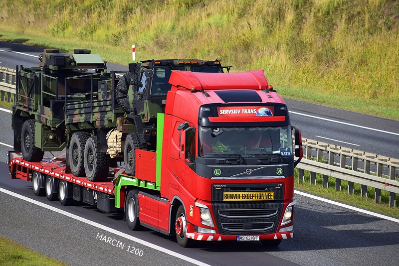_DSC7562-crop-SERVSILV TRANS-VOLVO FH IV.JPG