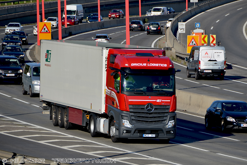 Mercedes Benz Actros MP5_A. Griciaus_3400.JPG