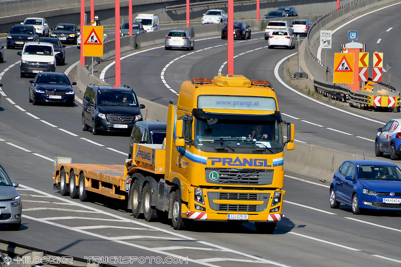 Volvo FH3_Prangl_2192 (3).JPG